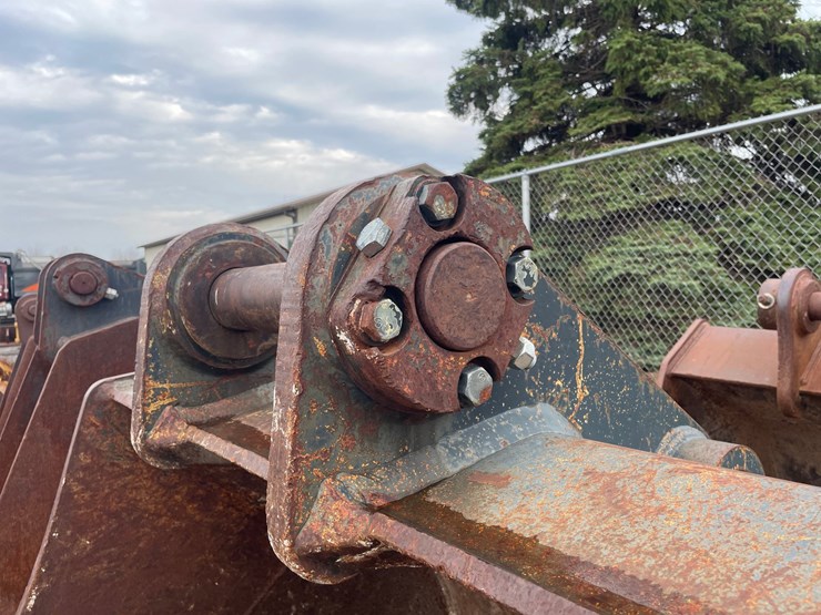 #5005-•-excavator-bucket-image-12