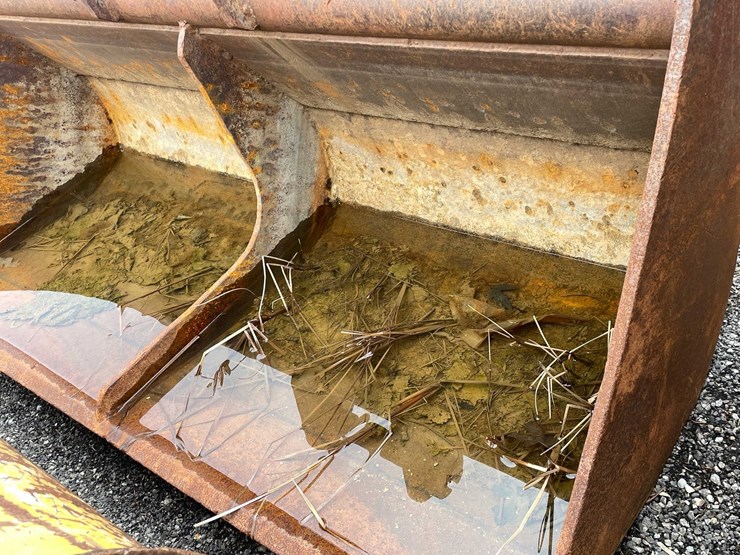 #5019-•-excavator-bucket-image-6