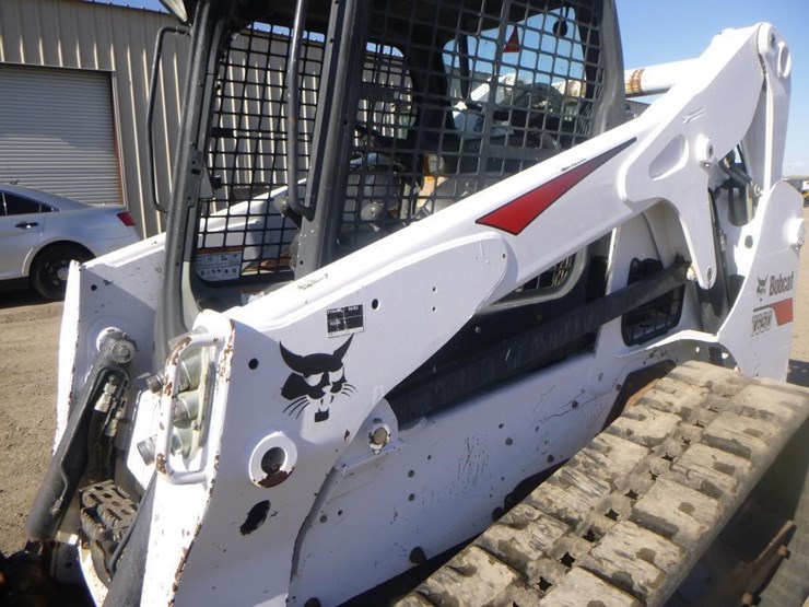 2018-bobcat-t650-image-16