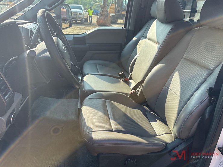 2020-ford-f350-xl-image-17