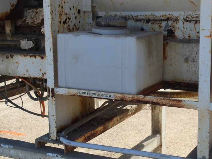 #82378-•-cemen-tech-concrete-dispenser-with-conveyor-belt-image-7