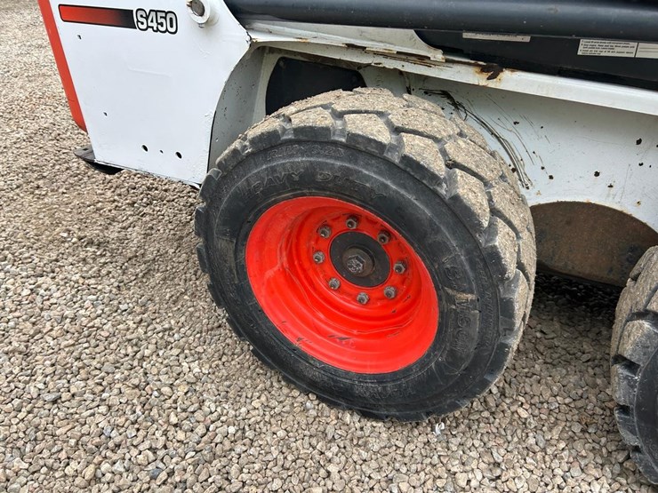 2016-bobcat-s450-image-13
