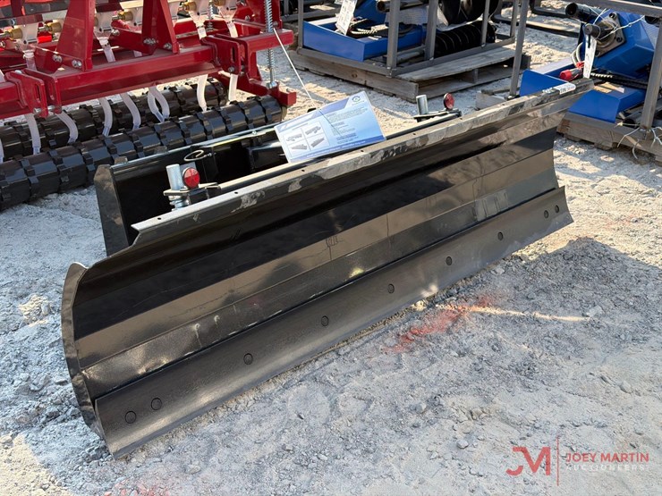 new/unused-spa84-hydraulic-dozer-blade-skid-steer-quick-attach-image-1