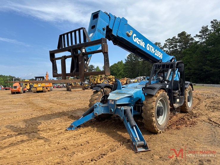 2019-genie-gth1056-image-4