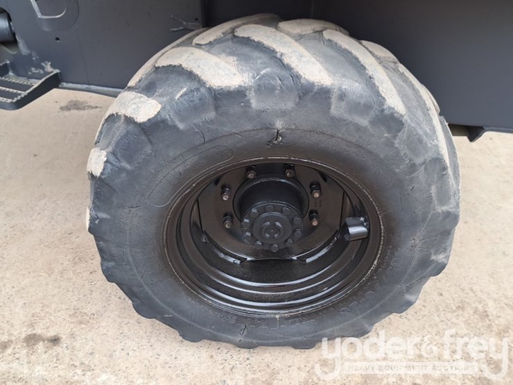 terex-6-ton-swivel-skip-dumper,-roll-bar-image-6