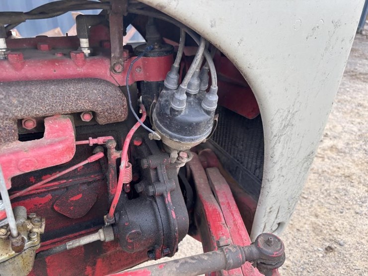 ford-8n-image-30