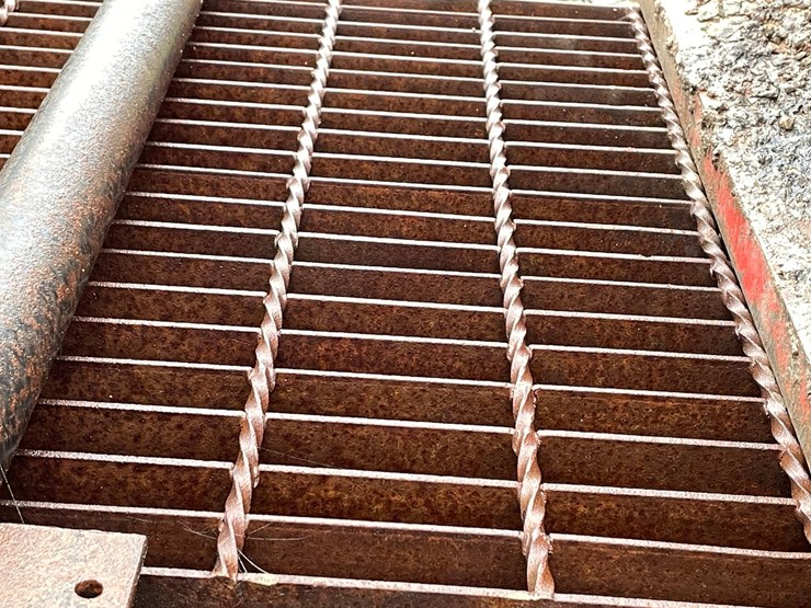 #5074-•-heavy-duty-metal-rack-image-4