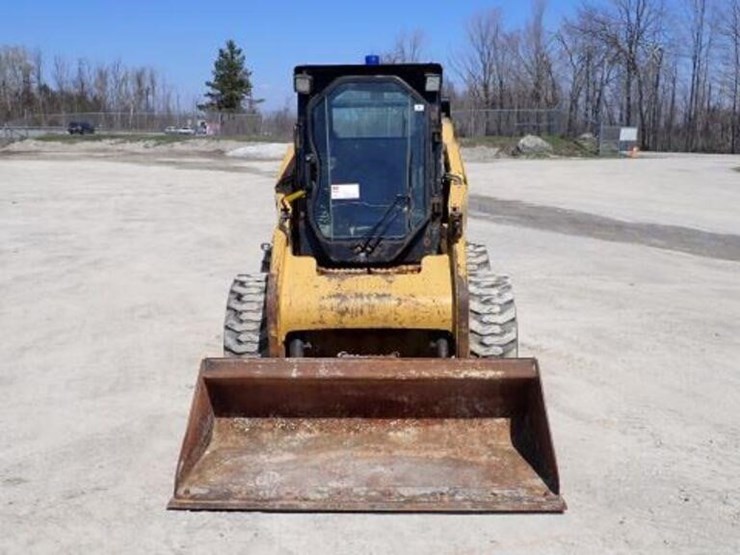 2009-caterpillar-232b-image-2