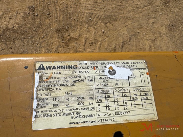 caterpillar-ec30n-image-15