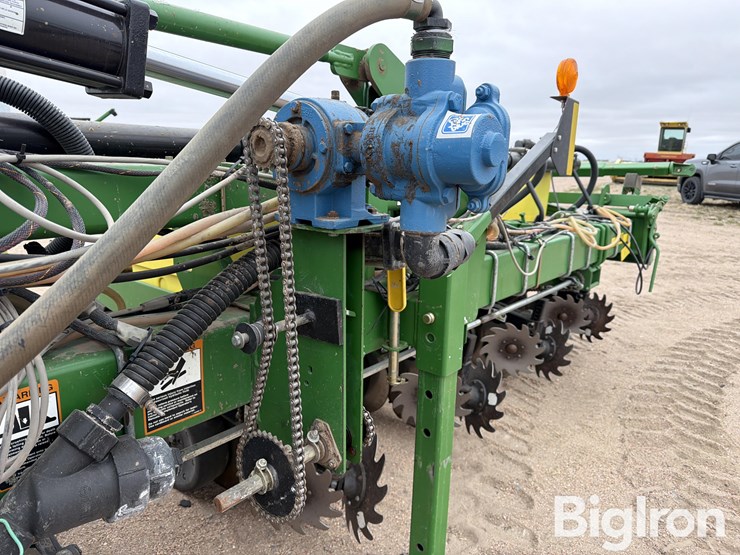 john-deere-1720-image-20