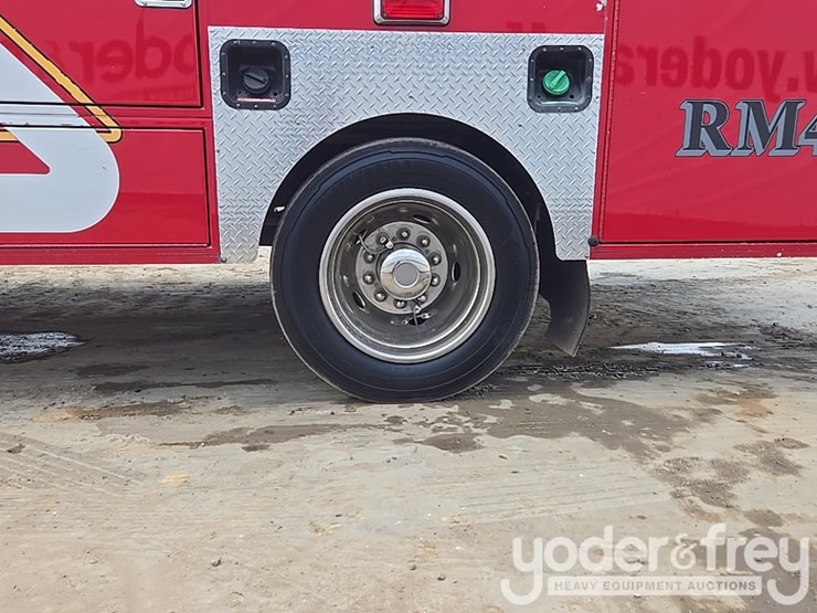 2009-ford-f450-image-12