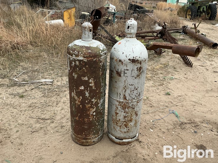 100lb-propane-tanks-image-2