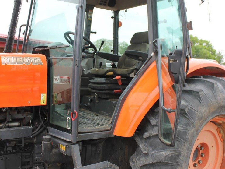 kubota-m108s-image-11