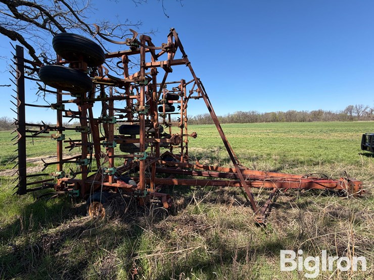 allis-chalmers-1400-image-4
