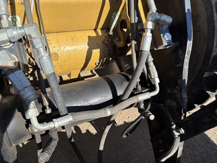 2005-caterpillar-it14g-image-14