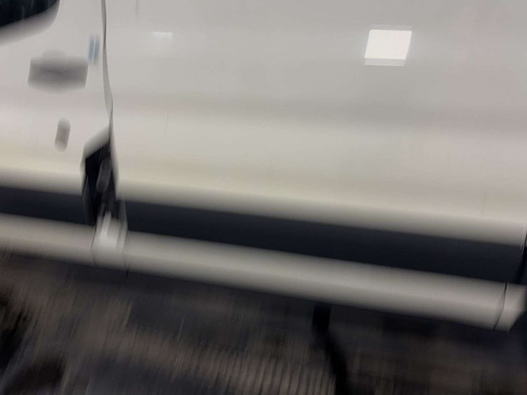 2016-ford-transit-image-24