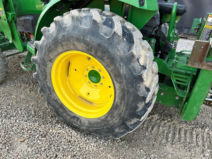 2024-john-deere-4044r-image-22