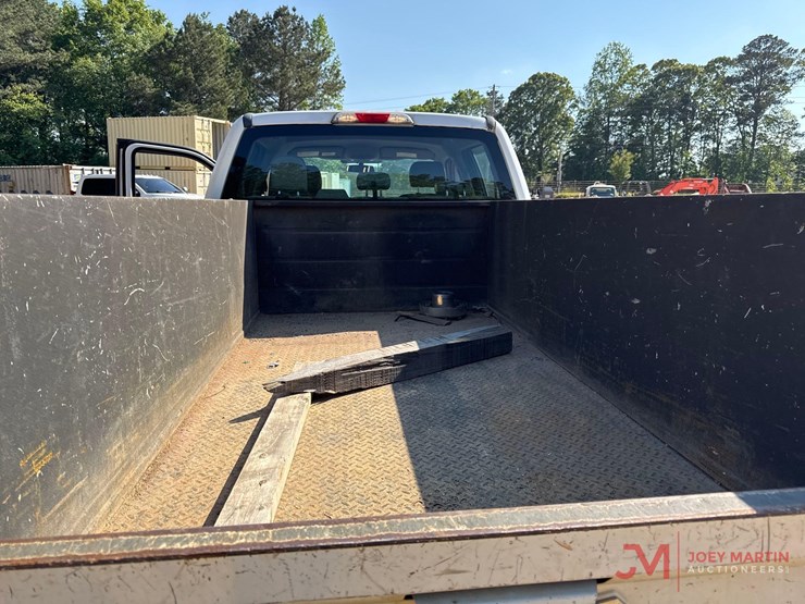 2017-ford-f250-xl-image-13