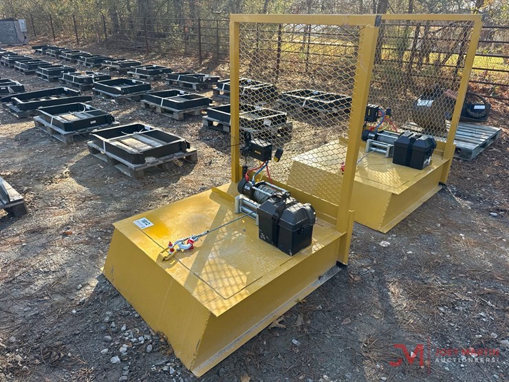 12,000-lb-winch-skid-steer-attachment-image-4