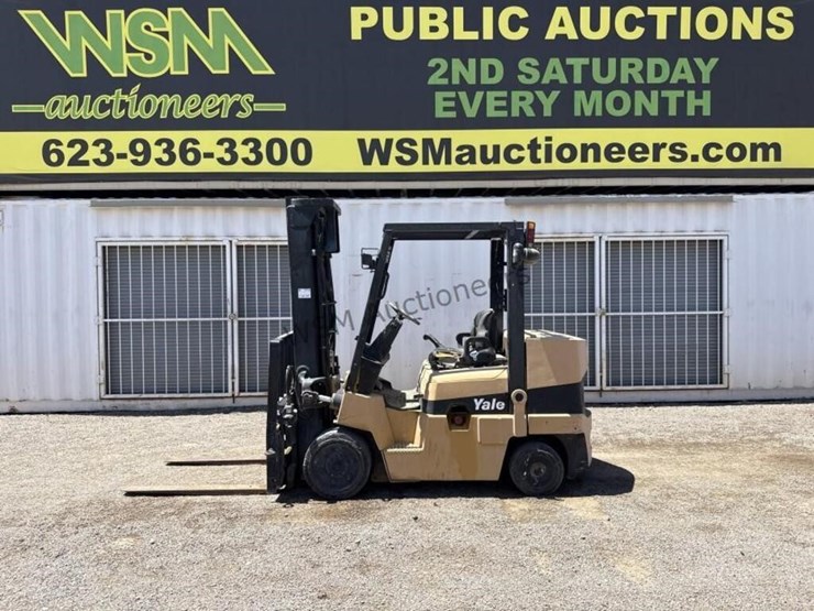 yale-gec080-forklift-image-1