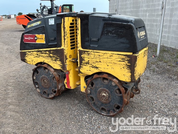 2018-bomag-bmp8500-image-3