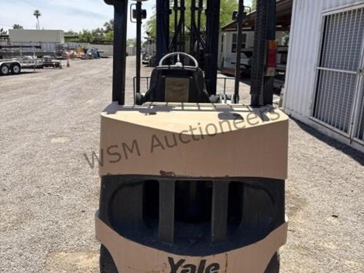 yale-gec080-forklift-image-6