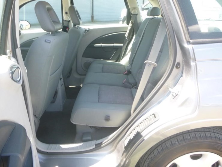 2008-chrysler-pt-cruiser-image-6