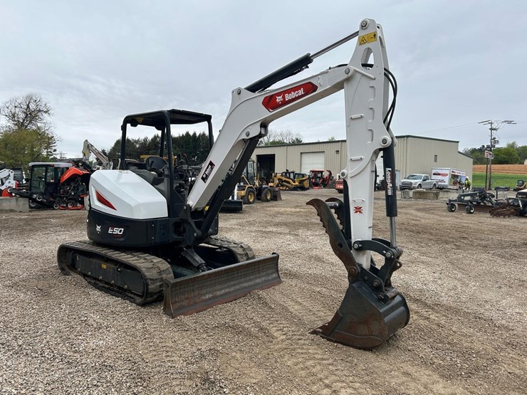 2022-bobcat-e50-image-6