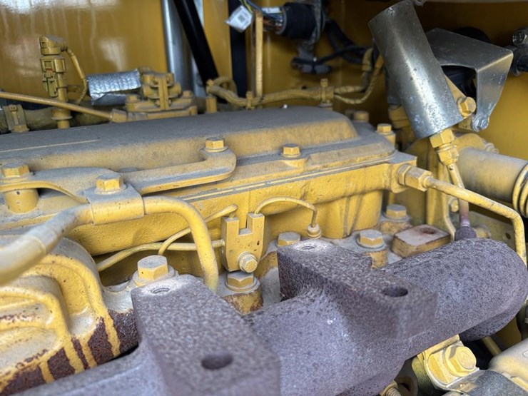 2023-john-deere-544-image-50