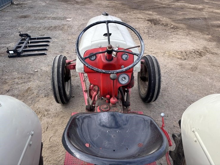 ford-8n-image-12
