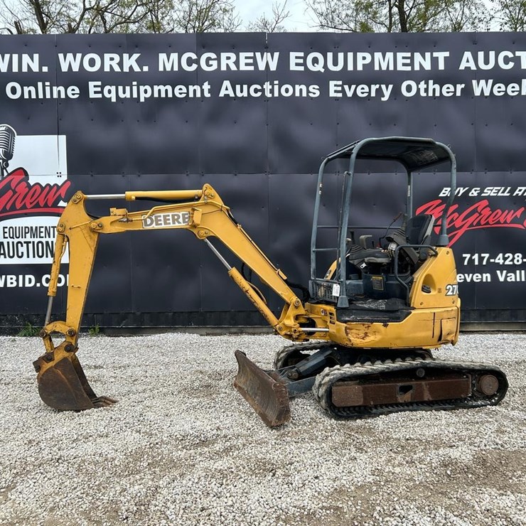 DEERE 27C ZTS