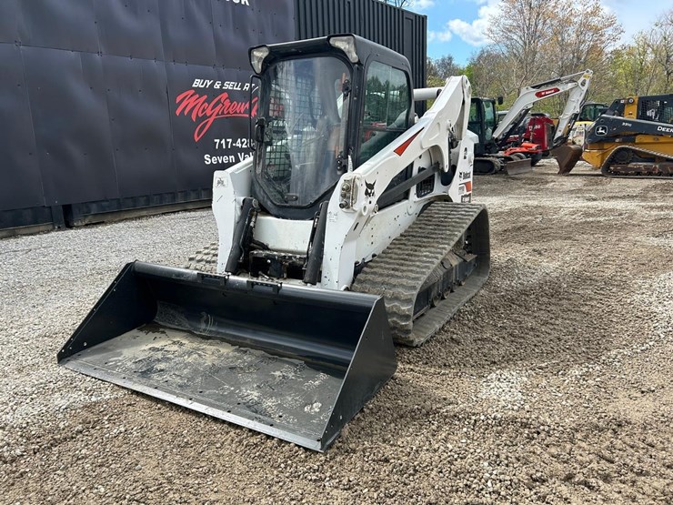 2022-bobcat-t770-image-8