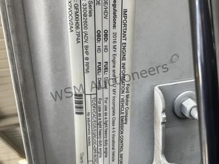 2017-ford-f550-image-14