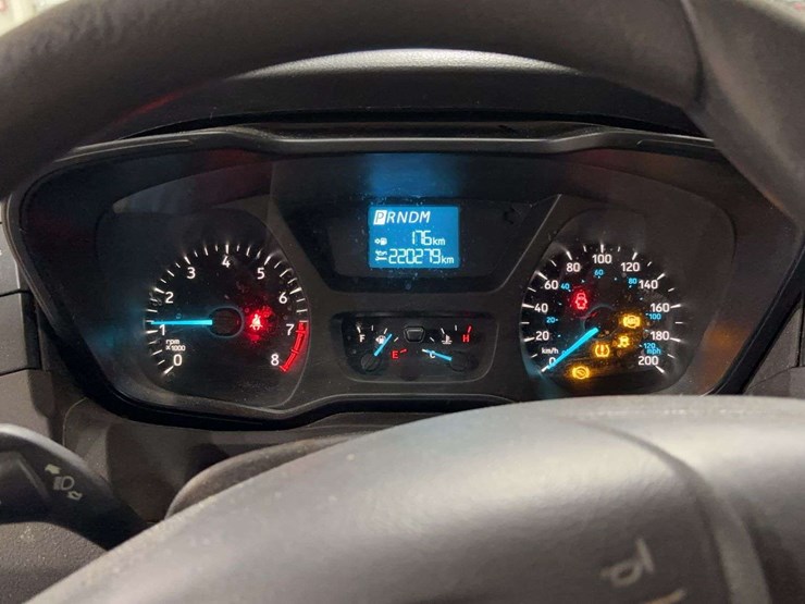 2019-ford-transit-image-14