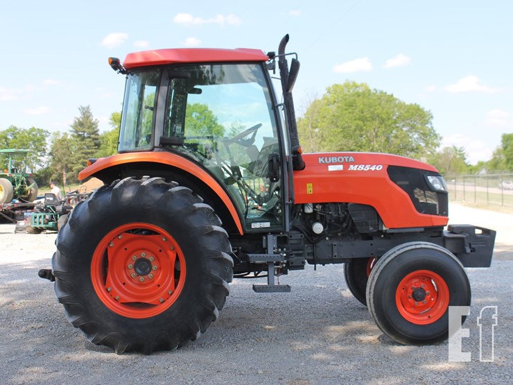 2012-kubota-m8540-image-7