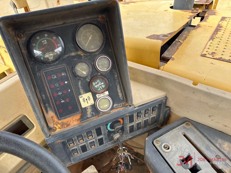 caterpillar-621f-image-21