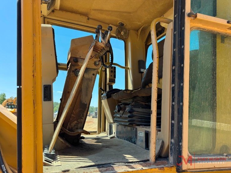 1996-caterpillar-140h-vhp-image-17