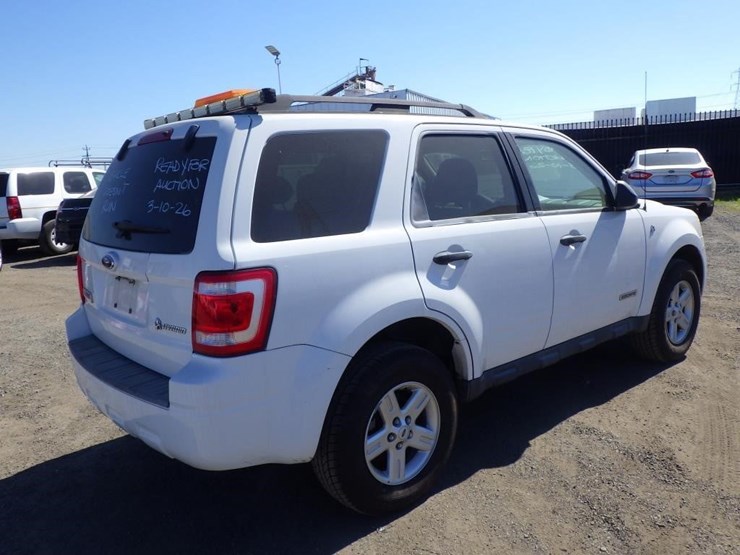 2008-ford-escape-image-4