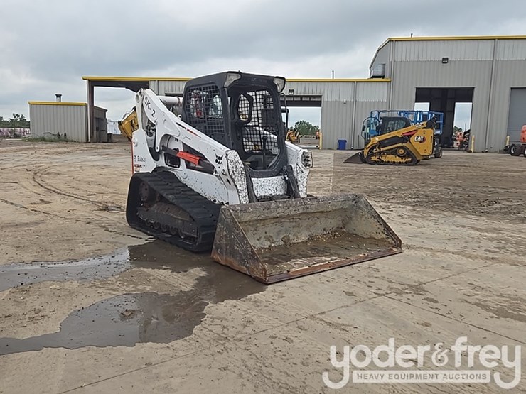 2016-bobcat-t750-image-5