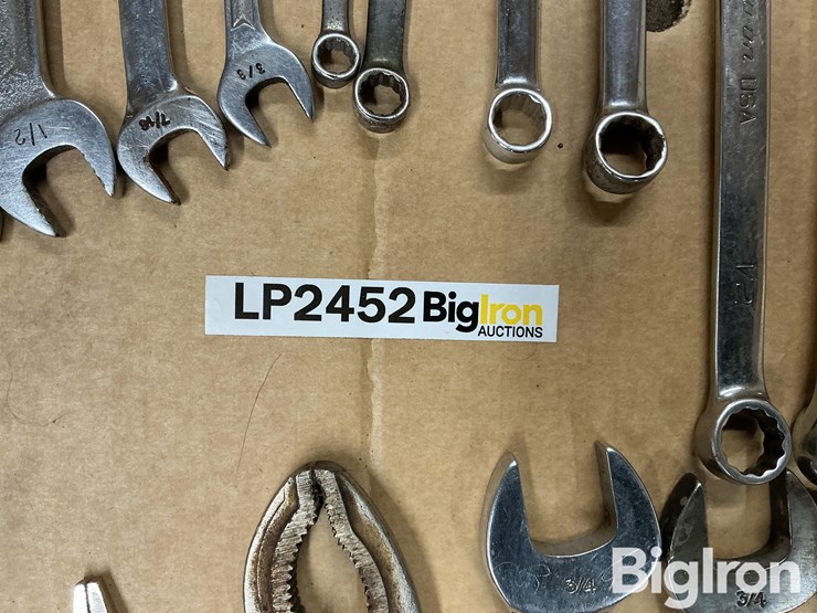 snap-on-sae-angled/combination-wrenches-&-vise-grips-image-14
