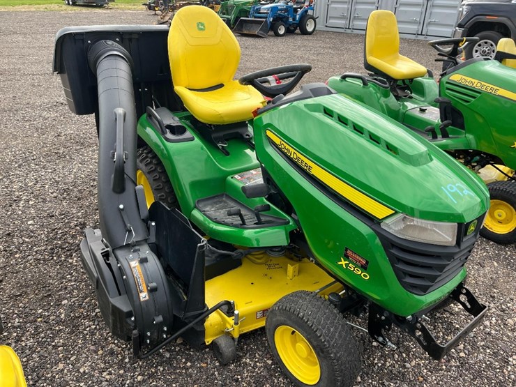 john-deere-la-image-1