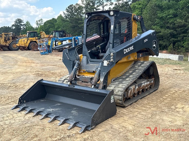 2024-deere-331g-image-6