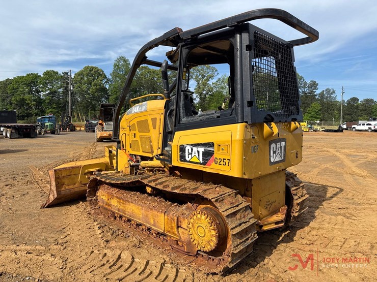 2016-caterpillar-d4k2-xl-image-3