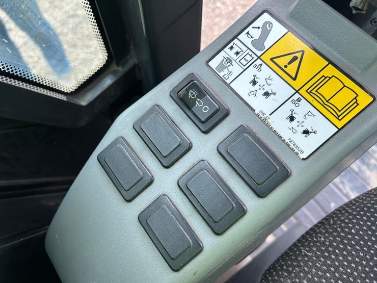 2018-bobcat-e85-image-26