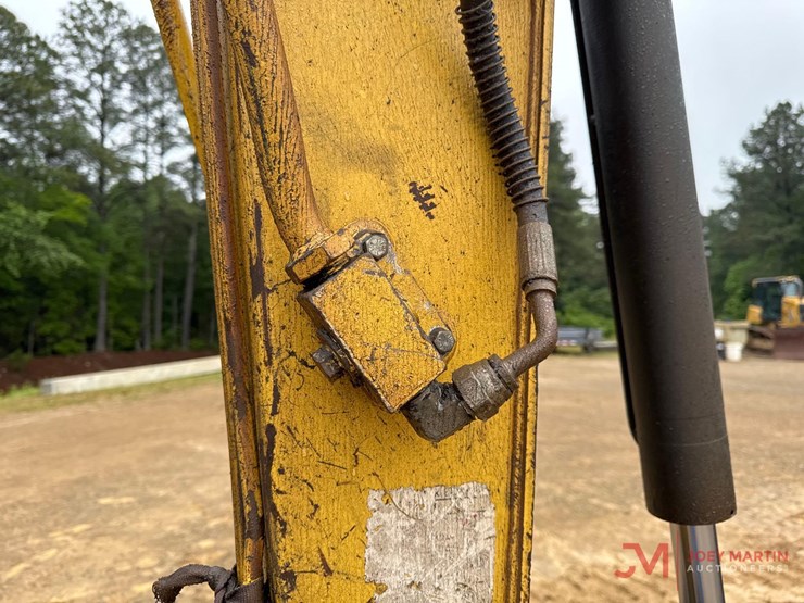 yanmar-vio80-1a-image-12