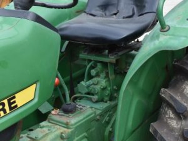 john-deere-850-image-11