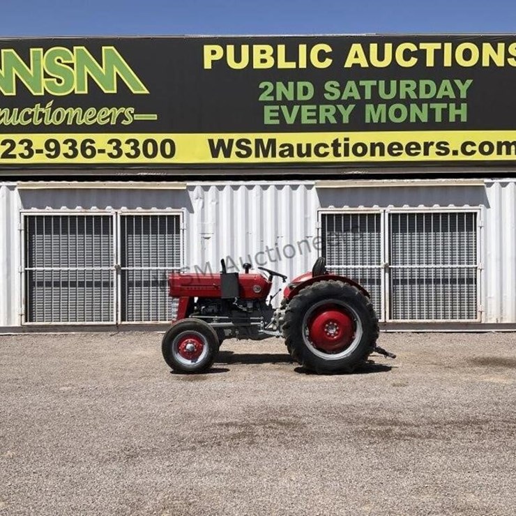 MASSEY-FERGUSON 135