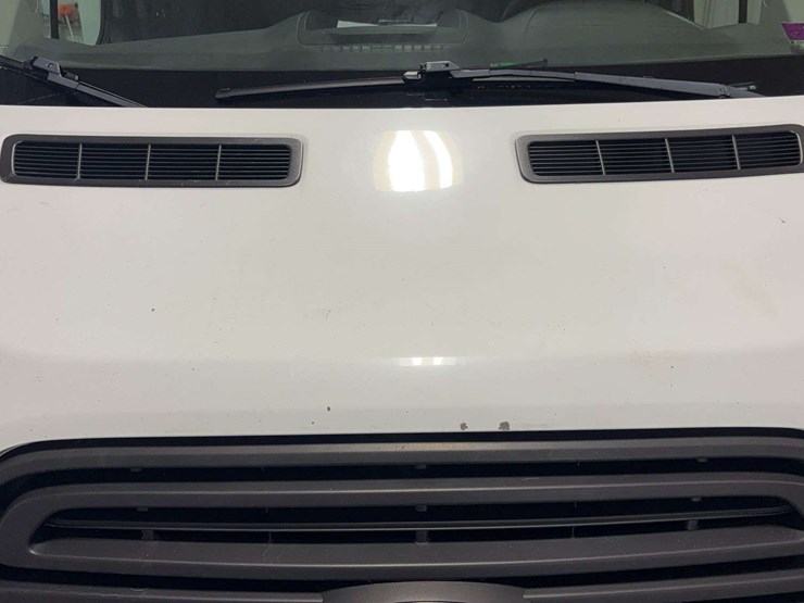2016-ford-transit-image-30