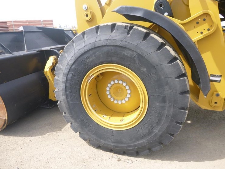2022-caterpillar-930m-image-44