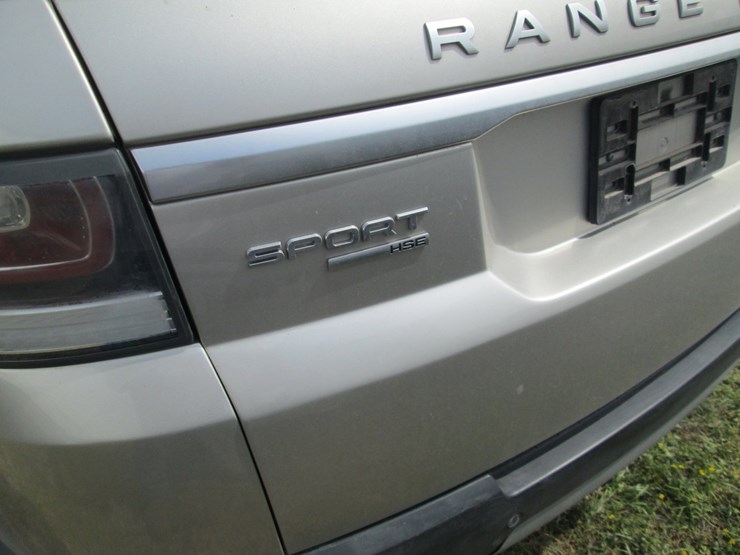 2015-land-rover-range-rover-image-7